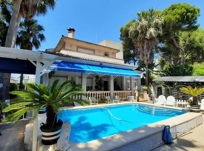 Villa Matias Pool And Beach