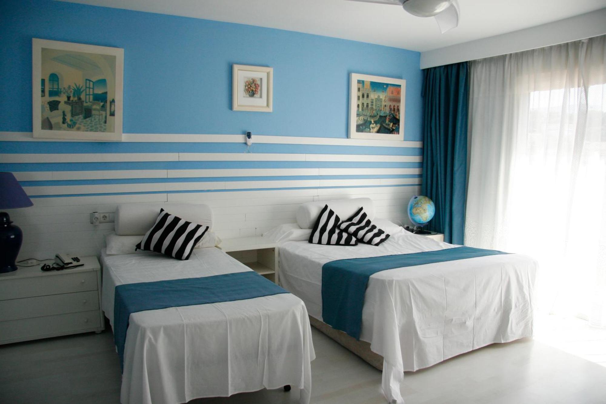 Matias Pool And Beach Villa